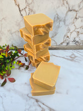 Load image into Gallery viewer, Turmeric and Honey Face Soap