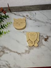 Load image into Gallery viewer, Unscented Honey Oat Soap