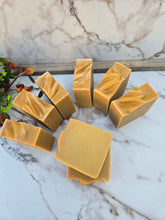 Load image into Gallery viewer, Turmeric and Honey Face Soap
